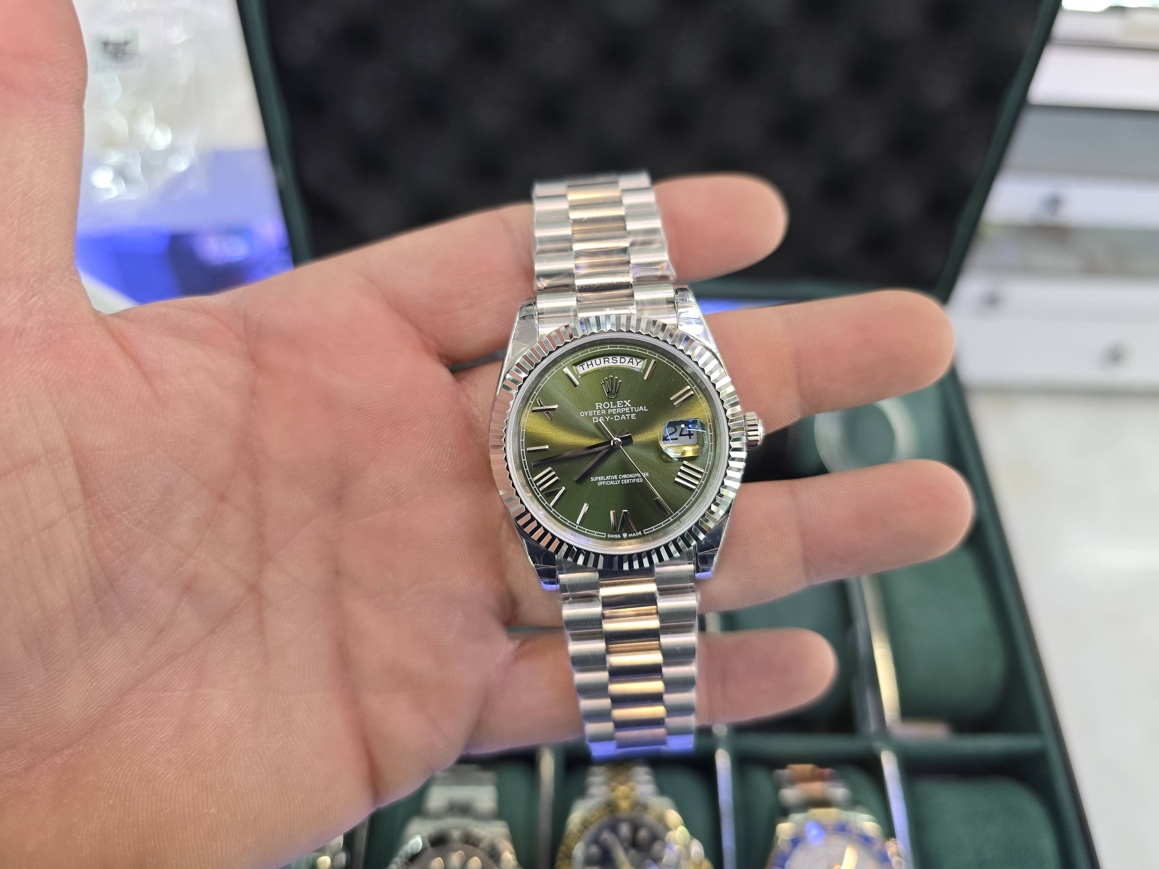 Daydate silver olive dial