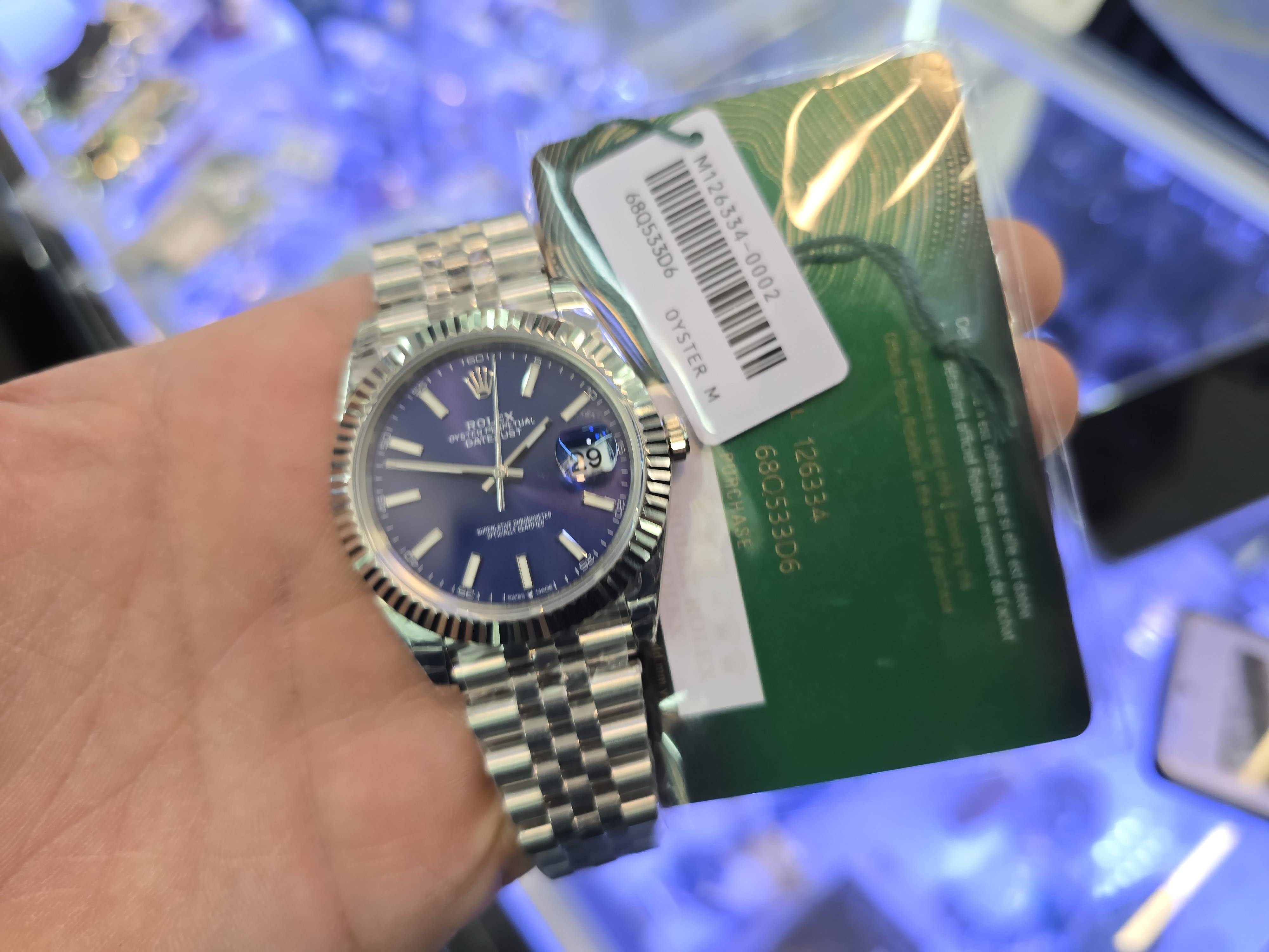 Dayjsut blue 