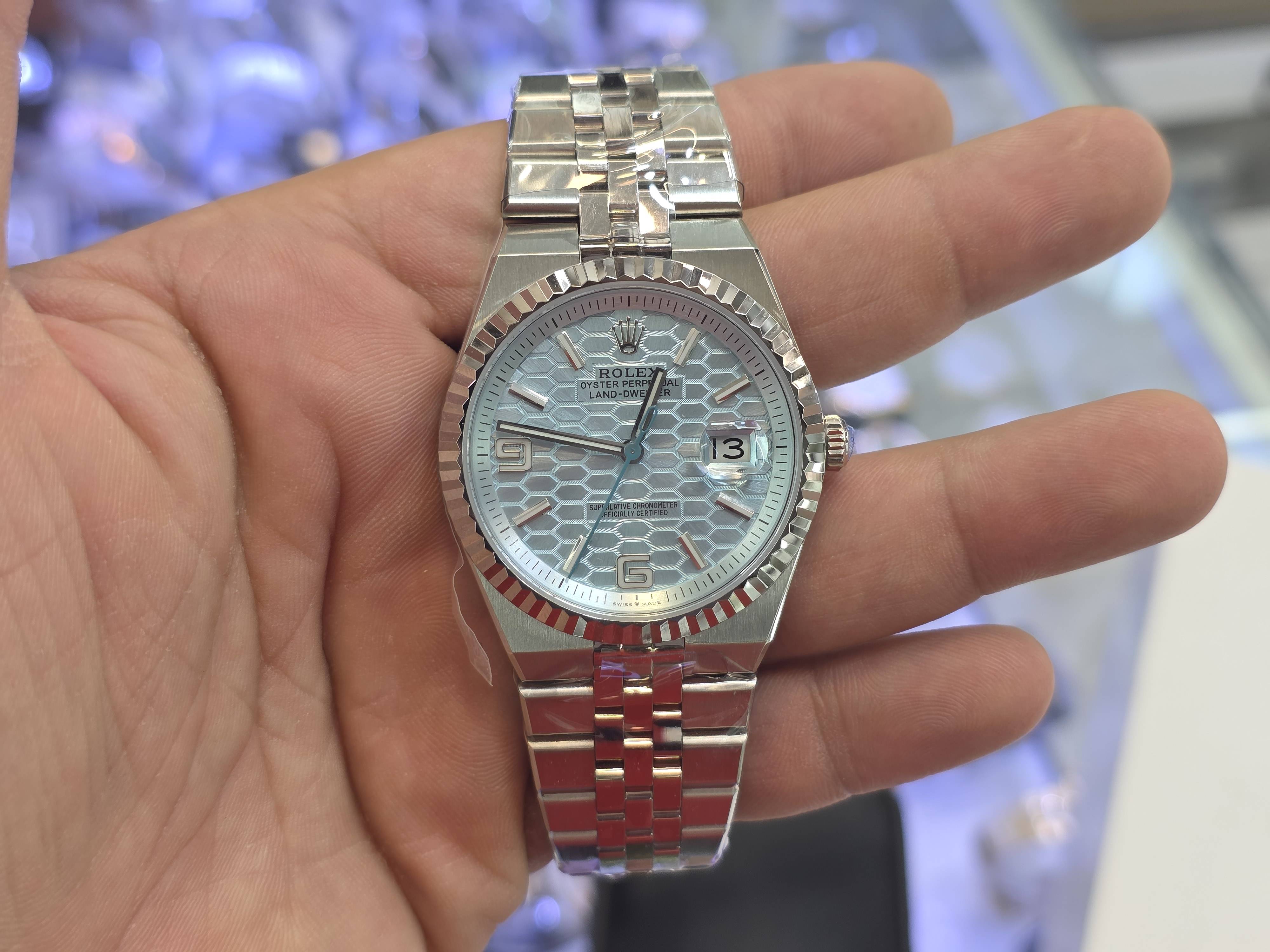 Rolex Land-Dweller 40